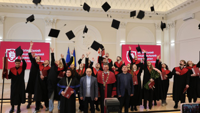 У волинському виші урочисто вручили дипломи магістрів 40 військовослужбовцям і ветеранам