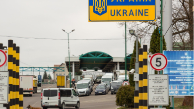 Шегині, черги на ккордоні з Польщею