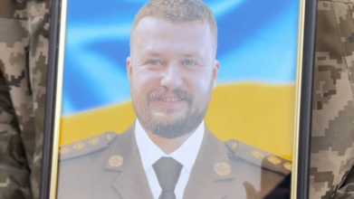 Маленький синочок залишився без батька: на Волині попрощалися з Героєм Сергієм Гулем