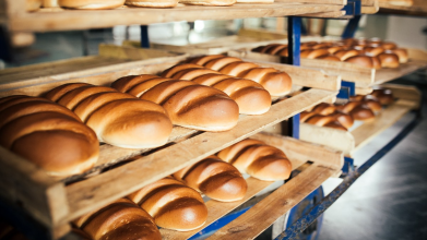 Українців попереджають про можливий стрибок цін на хліб: яка причина