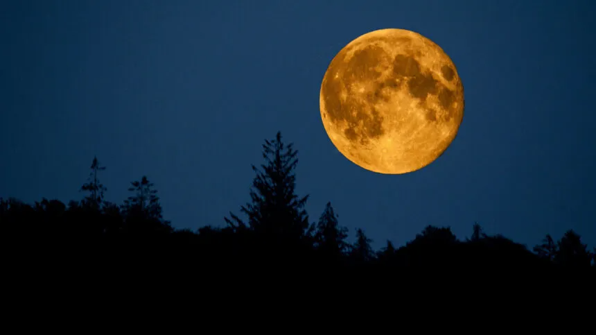 3 січня - перший повний Місяць у році: що категорично не можна робити у повню