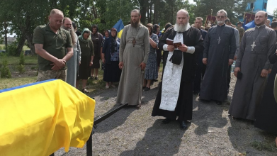 Довгий час вважався зниклим безвісти: на Волині поховали Героя Івана Теребейчика