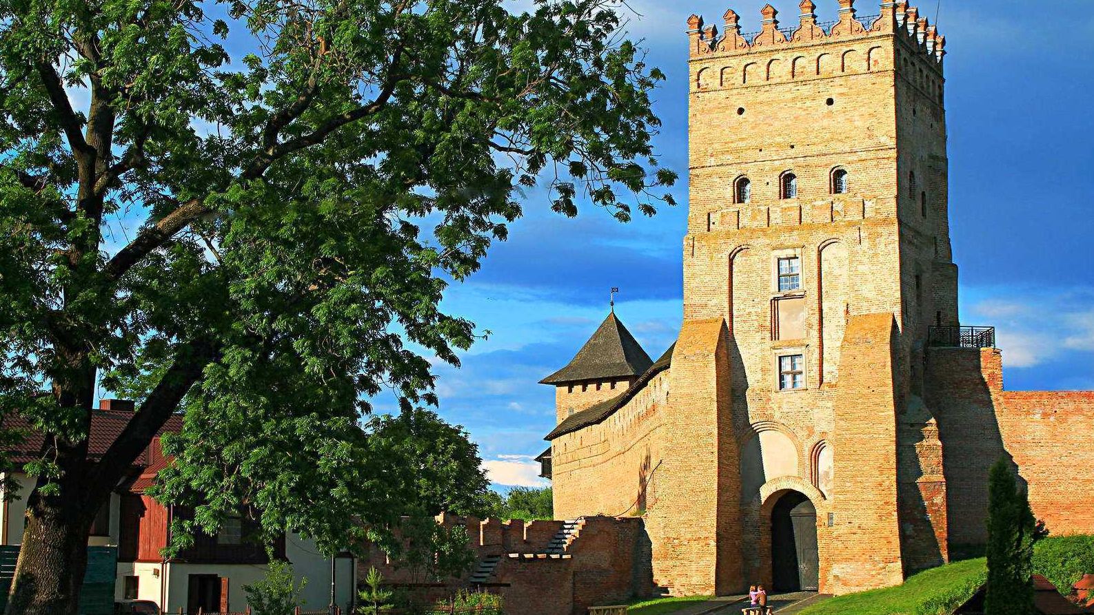 Російський цар не зміг пролізти у браму Луцького замку: історик розповів цікаву історію