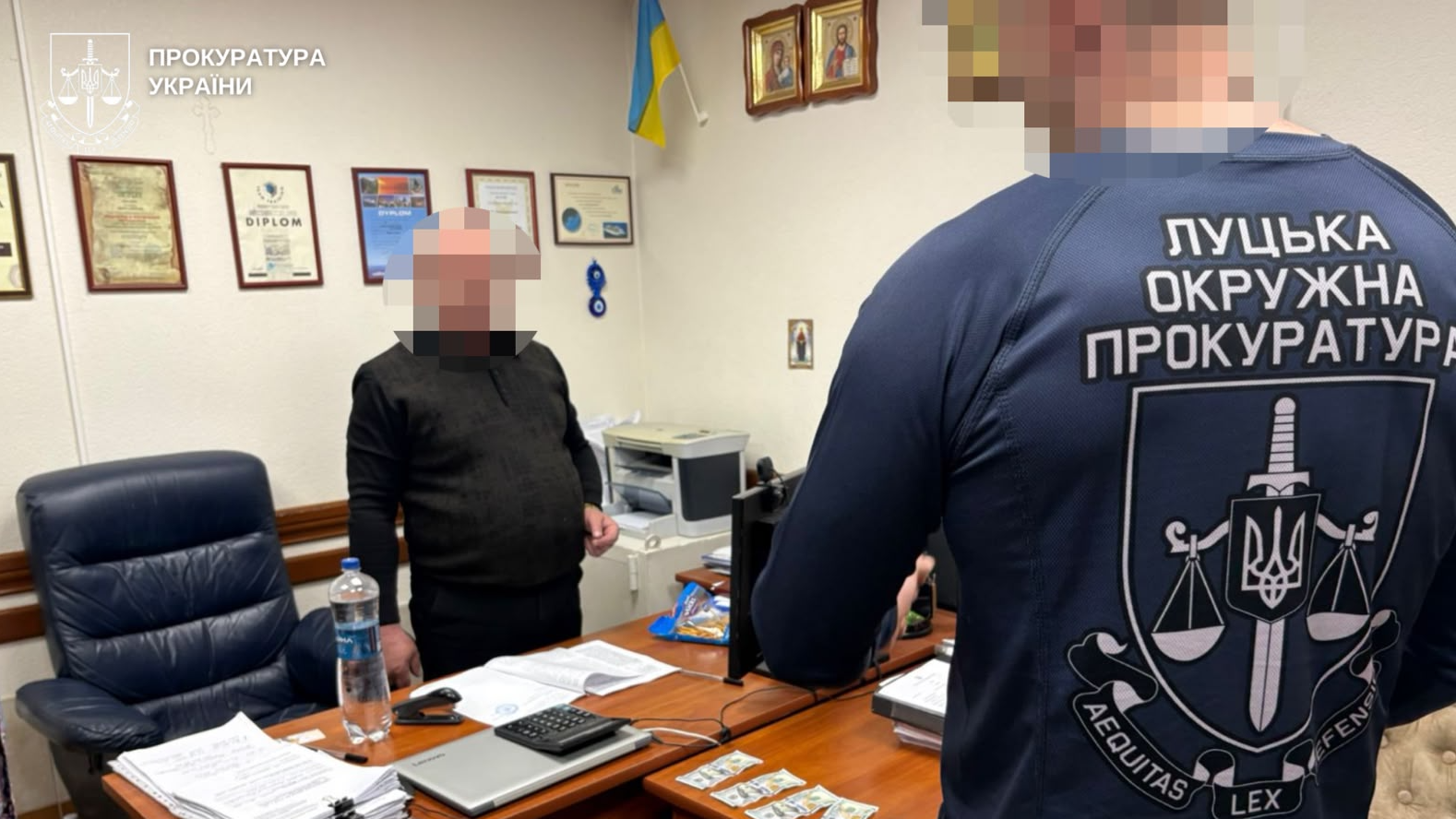 Адвокат на Волині отримав 3500 доларів за обіцянку домовитися про м’якший вирок