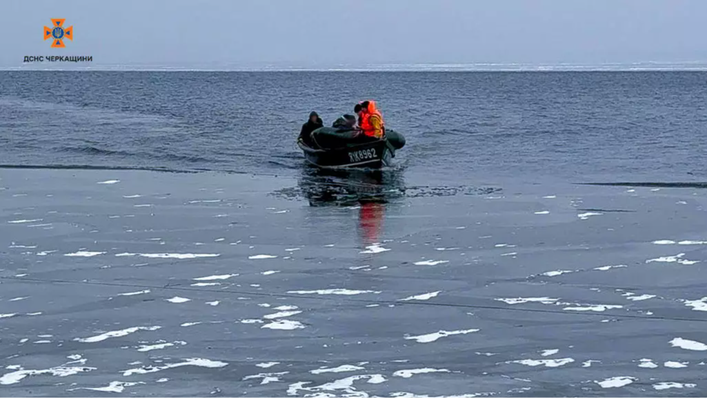 На Черкащині у ставку знайшли тіла двох маленьких дітей