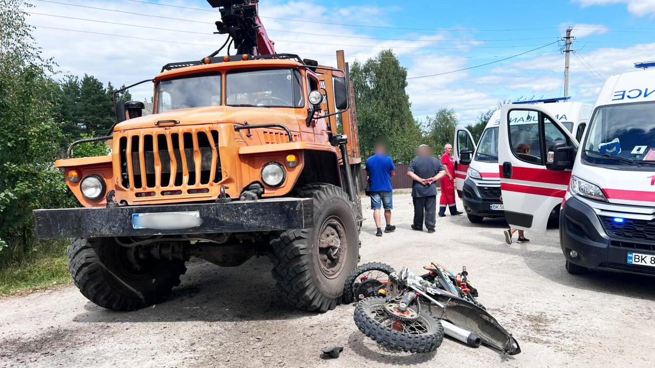 Моторошна ДТП: на Рівненщині розбився 16-річний хлопець