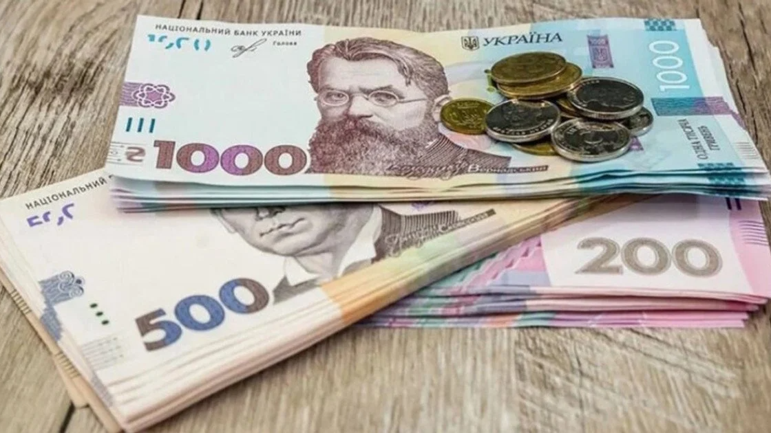 Пенсії перерахують за новими правилами: кому піднімуть виплати до 6000 грн і хто отримає більше