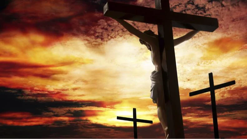 Сім обрядів Страсної п’ятниці, які допоможуть зустріти Великдень правильно