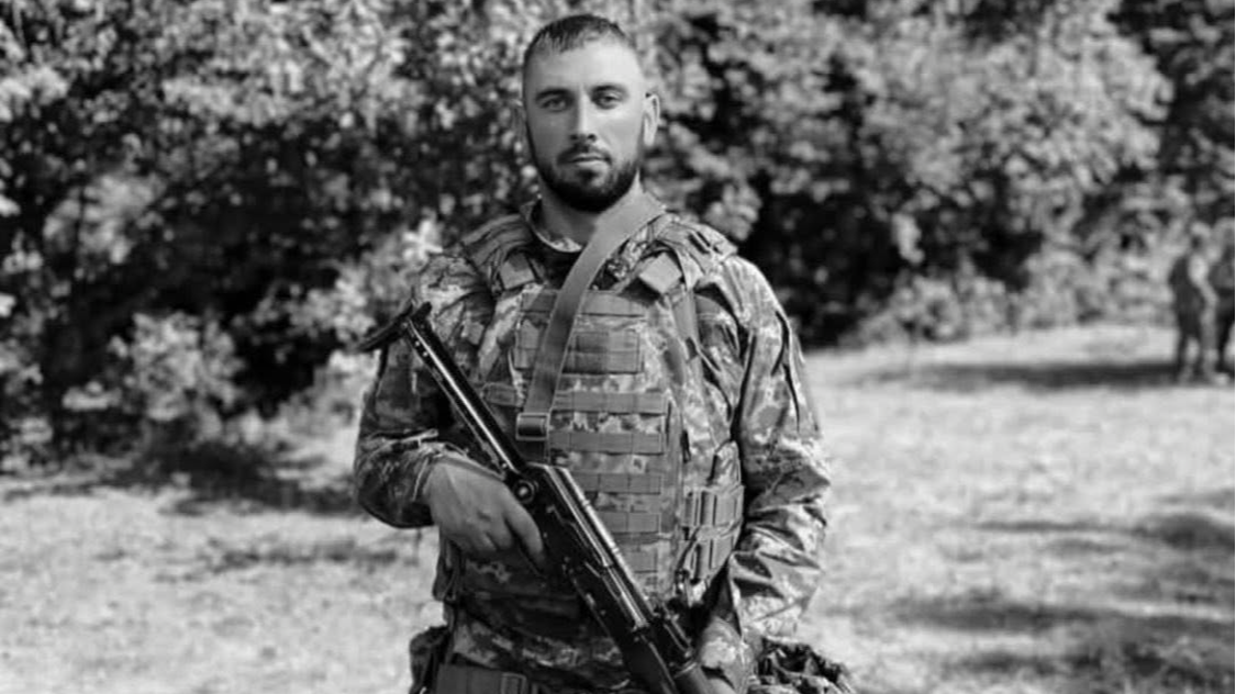 Дев'ять місяців вважався зниклим безвісти: на Волині прощатимуться з Героєм Романом Чепелінським