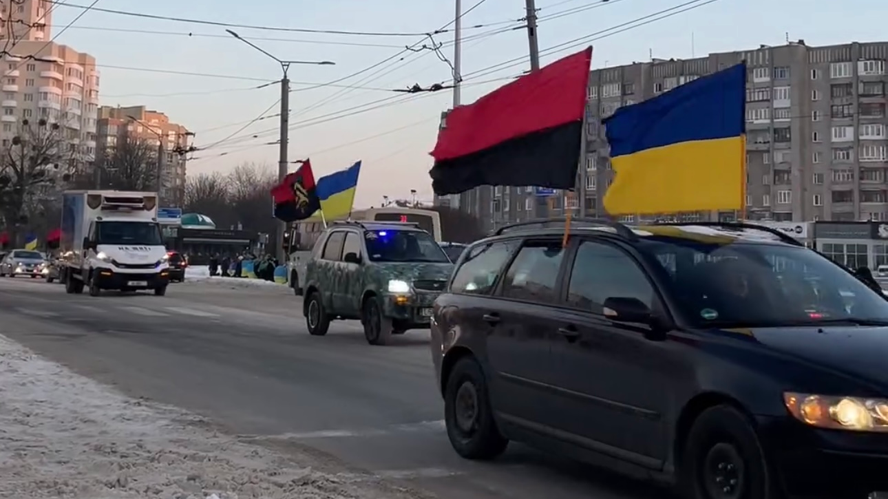 Луцьк завмер: «на щиті» привезли тіла полеглих Героїв. Відео - VSN