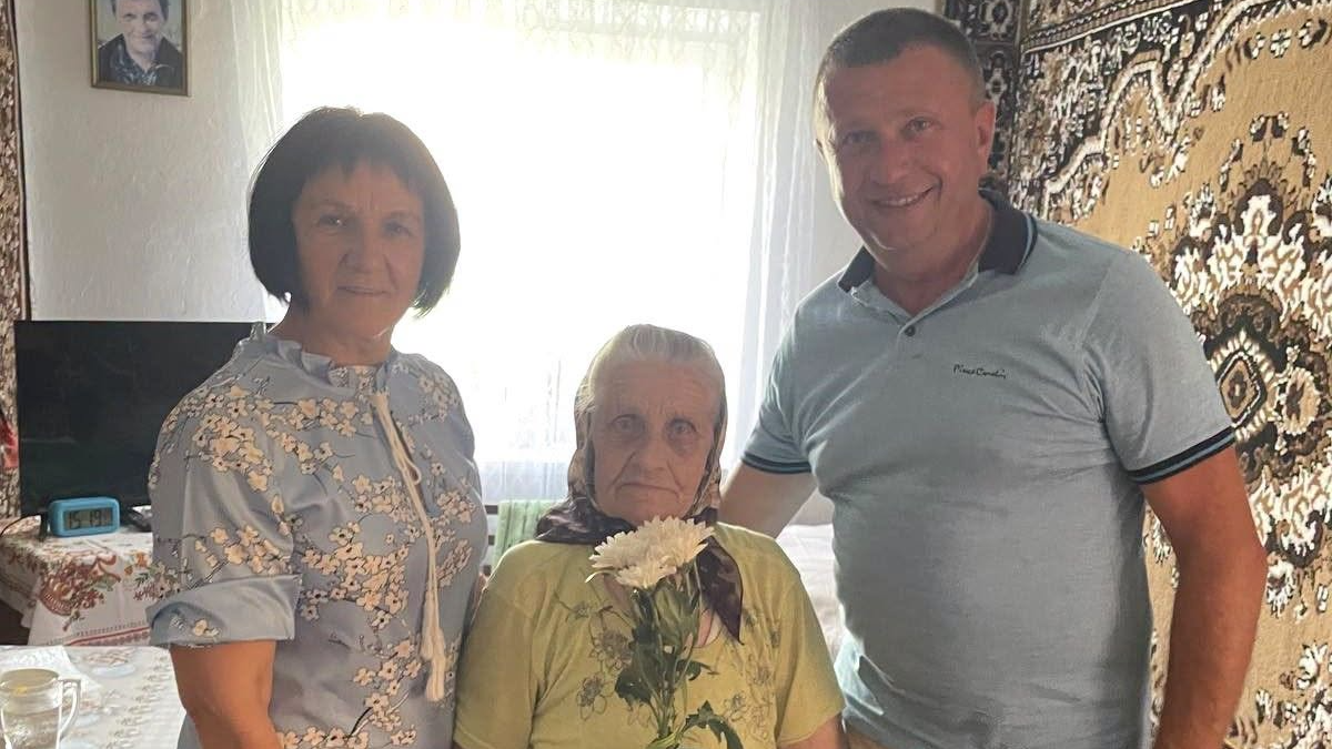 90 років мудрості й праці: довгожителька з Волині відзначила поважний ювілей
