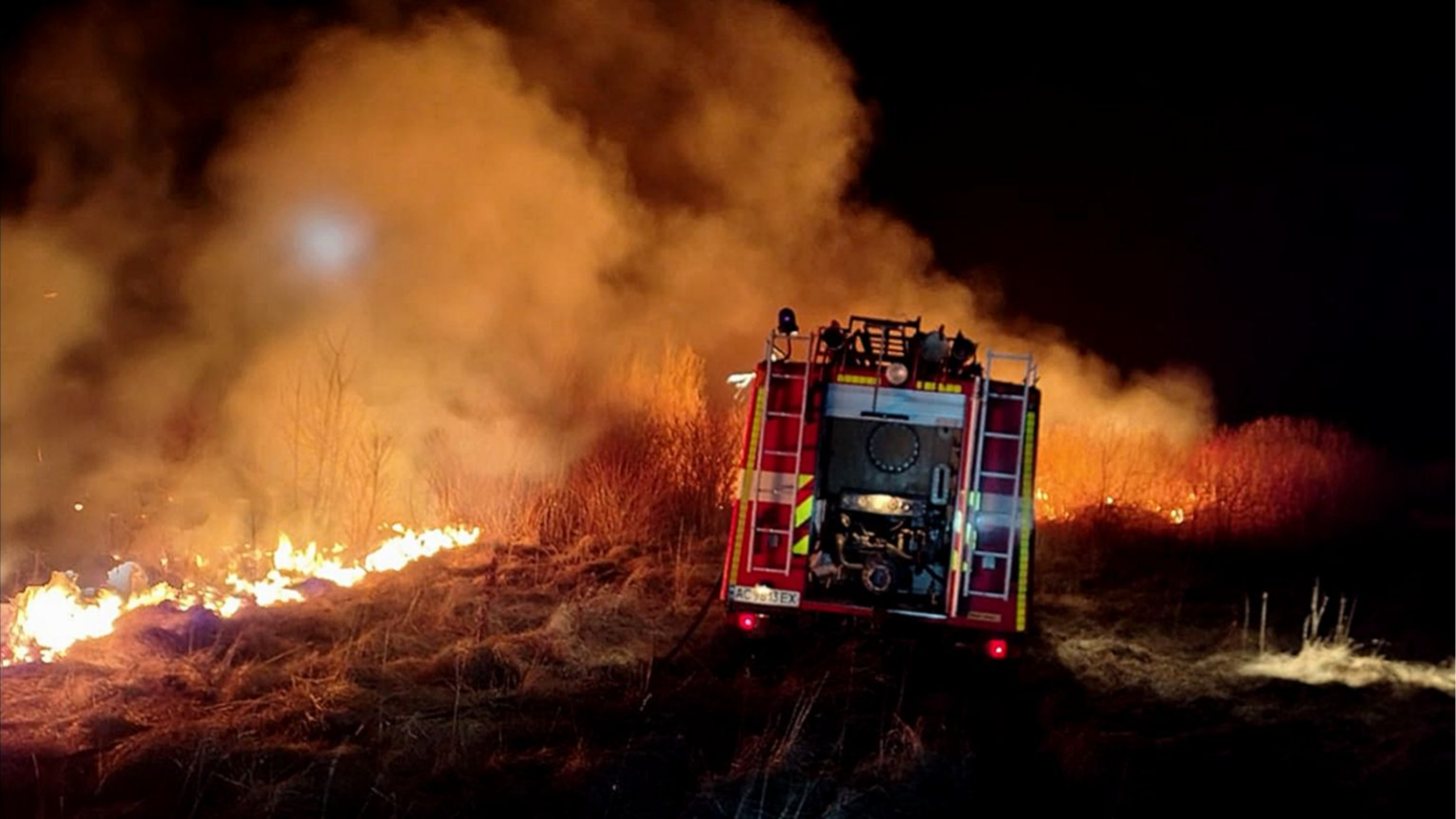 На Волині чоловік потрапив у реанімацію, спалюючи суху траву