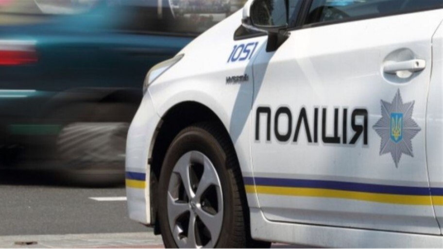 У Луцьку багатодітний батько, якого зупинили п’яним за кермом, вистрибнув із авто патрульних дорогою до лікарні