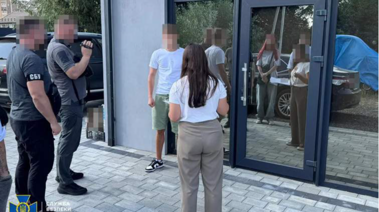 На Волині судили ексчиновницю за участь у схемі зняття військовозобов’язаних із розшуку