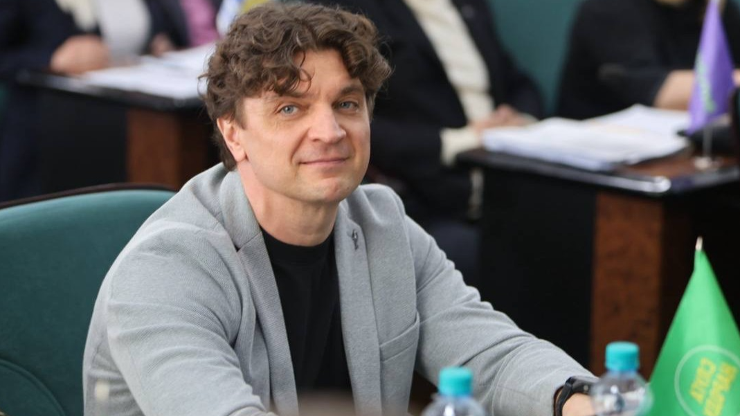 Депутата Луцької міської ради Романа Бондарука достроково позбавили мандата: хто його замінив