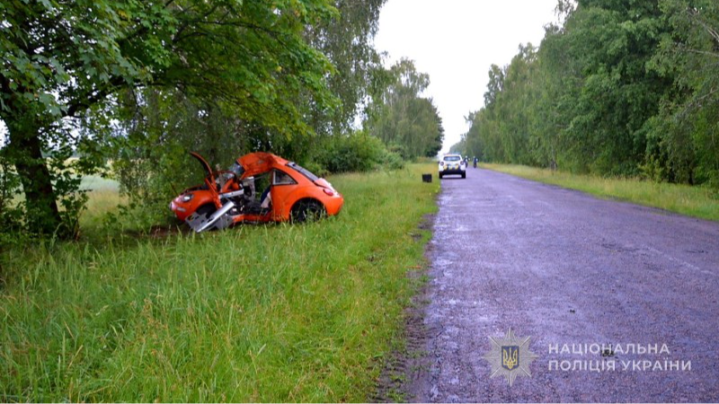 На Волині внаслідок ДТП загинула 28-річна водійка легковика