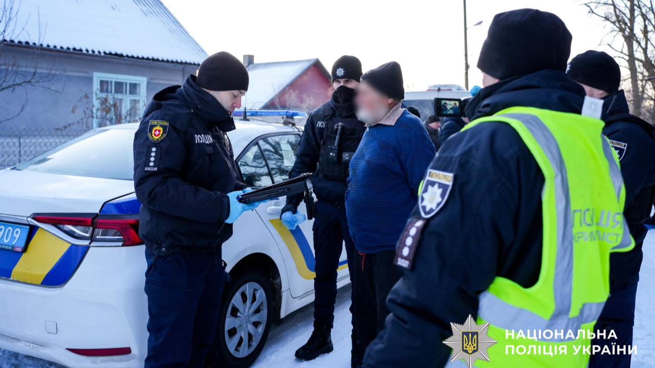 Жорстоко вбив п'ятеро людей на Рівненщині: підозрюваний помер у СІЗО