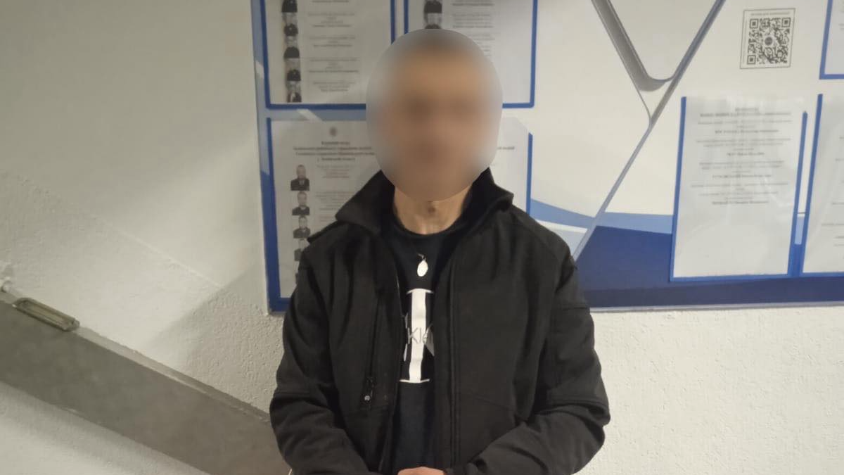 У Львові чоловік взяв у заручниці 13-річну дівчинку та приставив ніж до шиї: деталі