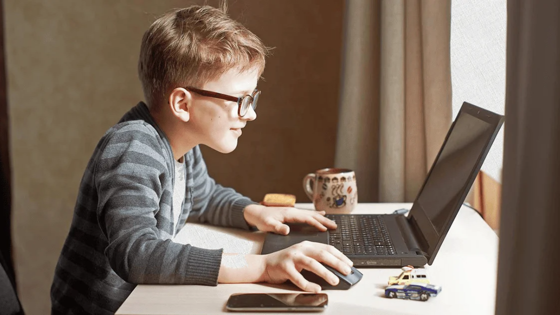 Школи Луцької громади залишаються на дистанційному навчанні до 19 січня - що відомо