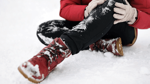 Як зробити взуття нековзким узимку: простий і ефективний метод