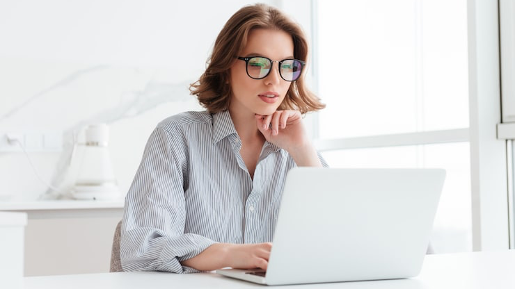 Види онлайн-форматів вивчення англійської: який підходить саме вам