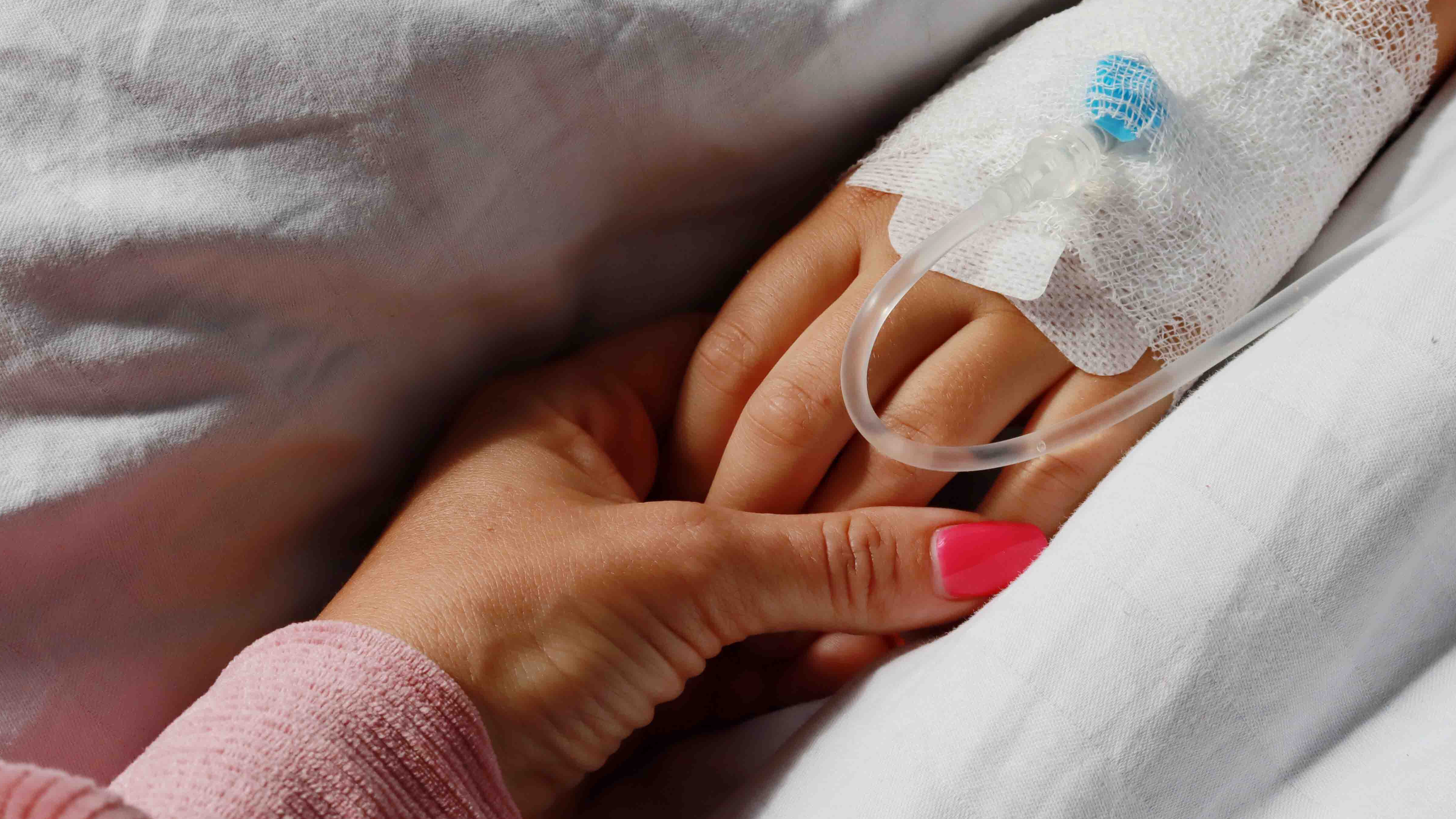 10-річна дівчинка померла під час зняття гіпсу у Києві