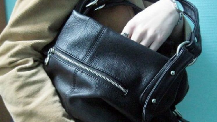 На Волині жінку за крадіжку сумки відправили до в’язниці на понад 5 років: деталі