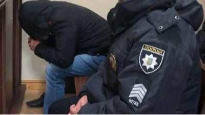 У Луцьку заарештували чоловіка, який чіплявся до семикласниці на території школи