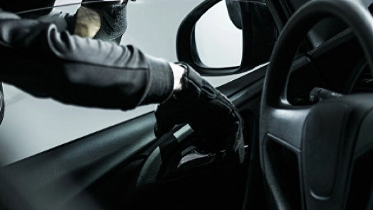 На Волині військовий напідпитку викрав авто і врізався в дерево: як його покарали