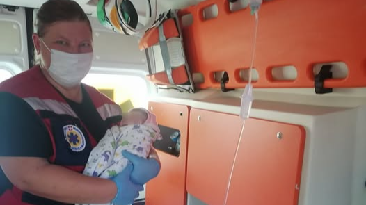 На Волині в кареті «швидкої» народилася дівчинка