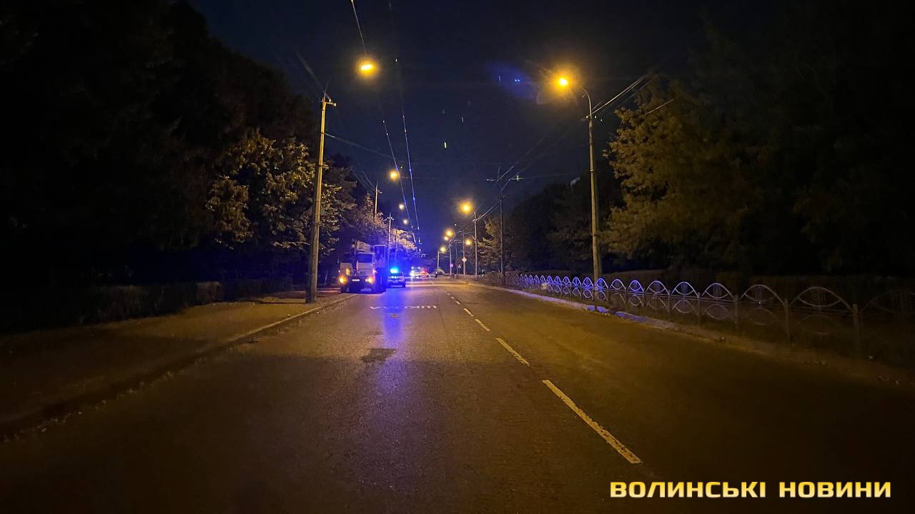 Військові, поліція та ДСНС: що відбувається на вулицях Луцька. Відео