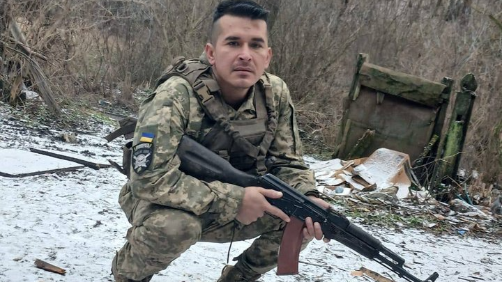 Колумбієць, який воював за Україну, хоче залишитися жити на Волині