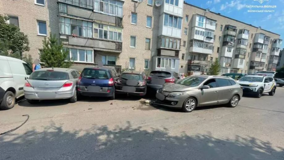 П’яний водій у Луцьку розбив п’ять авто: суд виніс покарання