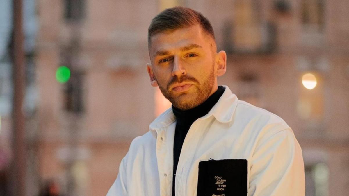 Парад короваїв: відомий комік і телеведучий розповів про незвичну весільну традицію на Волині