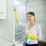 Як швидко та якісно помити холодильник: 2 перевірені засоби