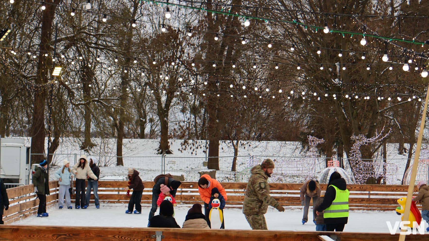 Де у Луцьку покататися на ковзанах: адреси, ціни та графік роботи