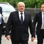 Обіцянка Лукашенка: Арахамія розповів про його перший дзвінок після початку вторгнення РФ