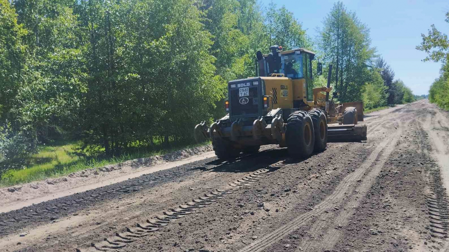 На Волині ремонтують 30-кілометрову ділянку дороги, що не має твердого покриття