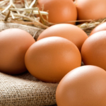 Бюджетні заклади Волині купують яйця за завищеними цінами