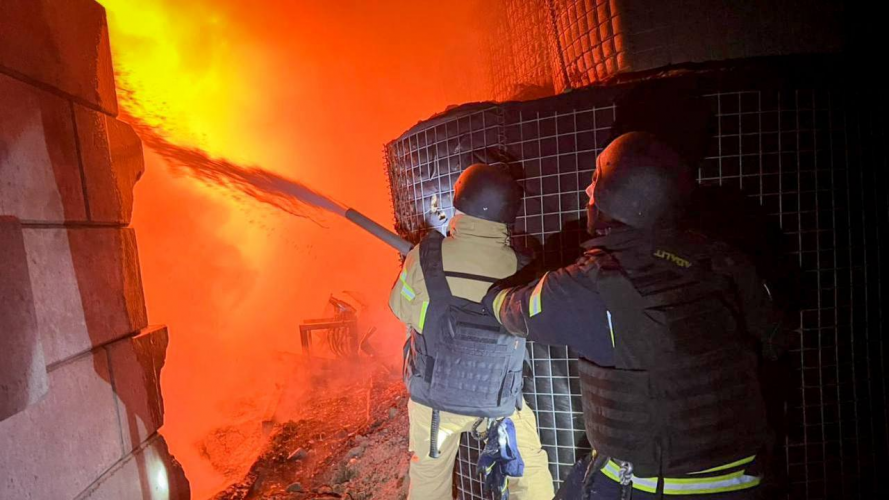 Ракети і дрони атакували Україну вночі 22 лютого: що відомо про вибухи та руйнування. Відео