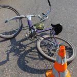 Струс мозку та забої: у Луцькому районі авто збило велосипедистку