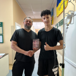 Відомий хірург Ростислав Валіхновський прооперував на Волині воїна ЗСУ, який пережив полон