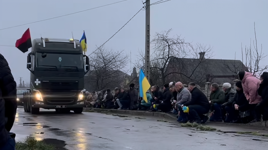 Загинув поблизу Краматорська: у Луцькому районі попрощалися з молодим Героєм Романом Войдюком