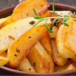 Чому смажена картопля виходить кашею: 5 помилок, які роблять майже всі