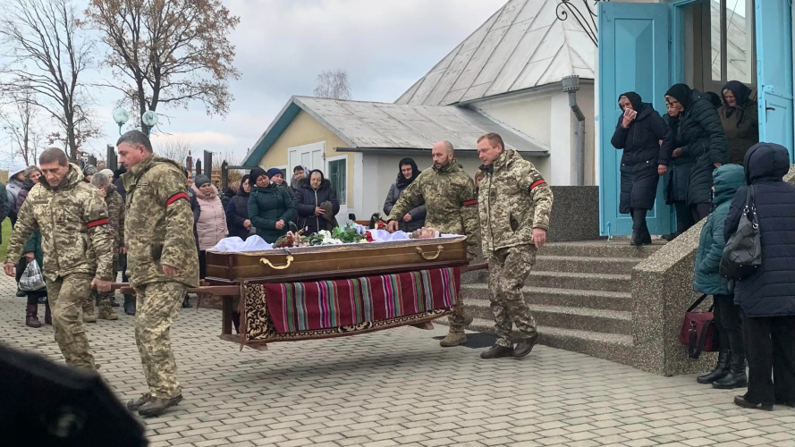 Громада на Волині провела в останню путь Героя Василя Залевського