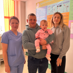 У Луцьку медики виходили немовля, що народилося з вагою 550 грамів: нині дівчинці виповнився рік