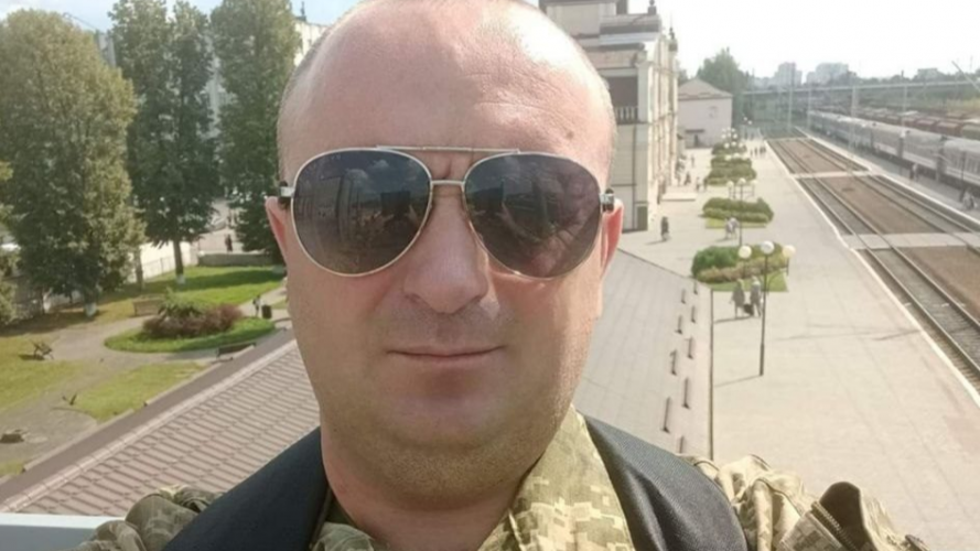 Пішов добровольцем захищати Україну: воїн з Волині отримав відзнаку «За оборону Авдіївки»