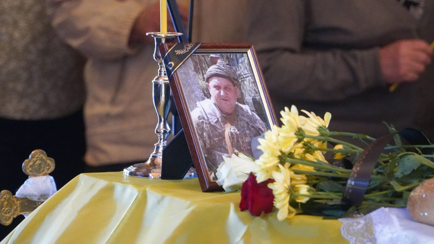 На Волині попрощалися із загиблим військовим Сергієм Гавурою