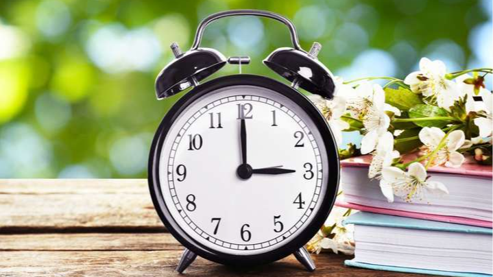 Україна перейшла на літній час