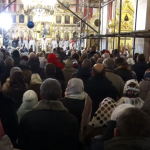 «Згадайте про тих, по кому прилітає не так, як по нас»: у Луцьку вперше святкували Різдво по-новому. Відео